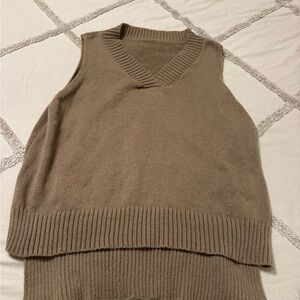 SHEIN Knit Sweater Vest